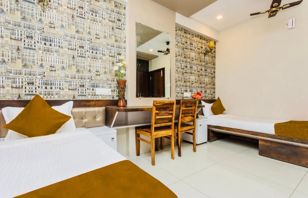 Hotel Signature Planet Indore Dış mekan fotoğraf