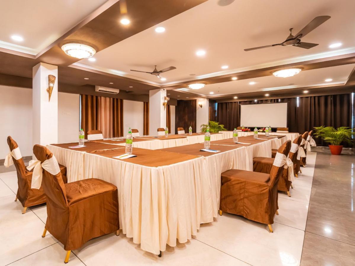 Hotel Signature Planet Indore Dış mekan fotoğraf