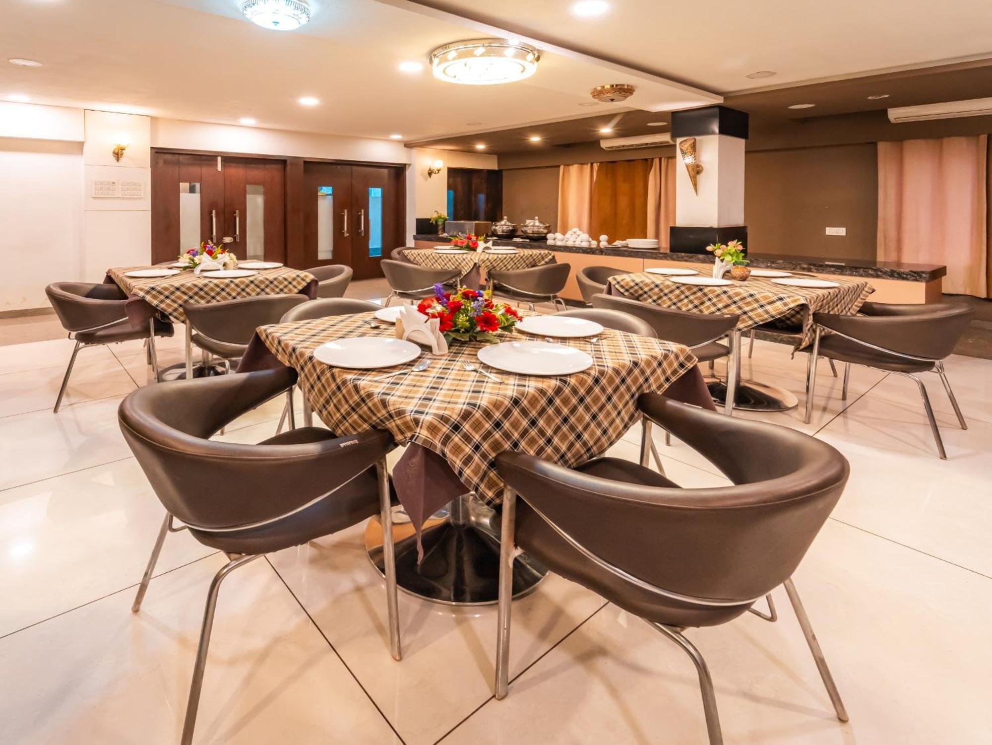 Hotel Signature Planet Indore Dış mekan fotoğraf