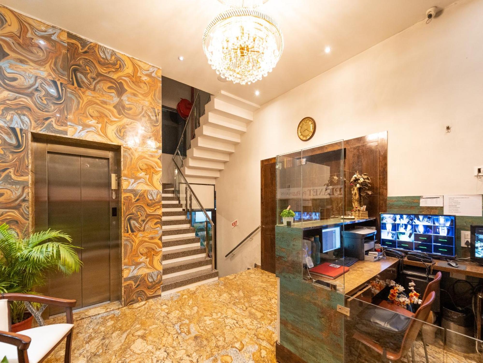 Hotel Signature Planet Indore Dış mekan fotoğraf